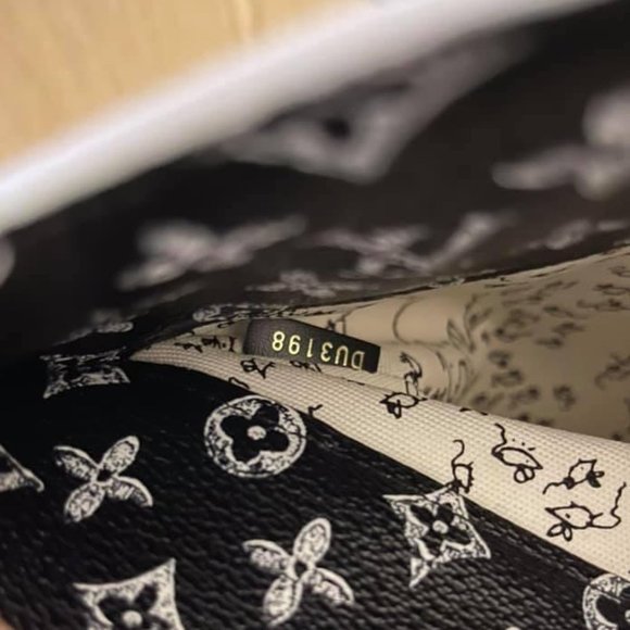 ❌SOLD❌ Louis Vuitton Catogram City Steamer XXL bag - Picture 13 of 16